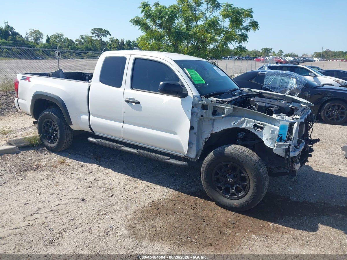 2022 TOYOTA TACOMA SR V6