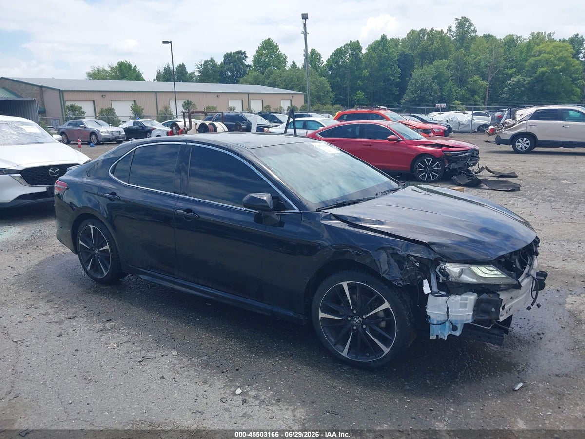 2018 TOYOTA CAMRY XSE