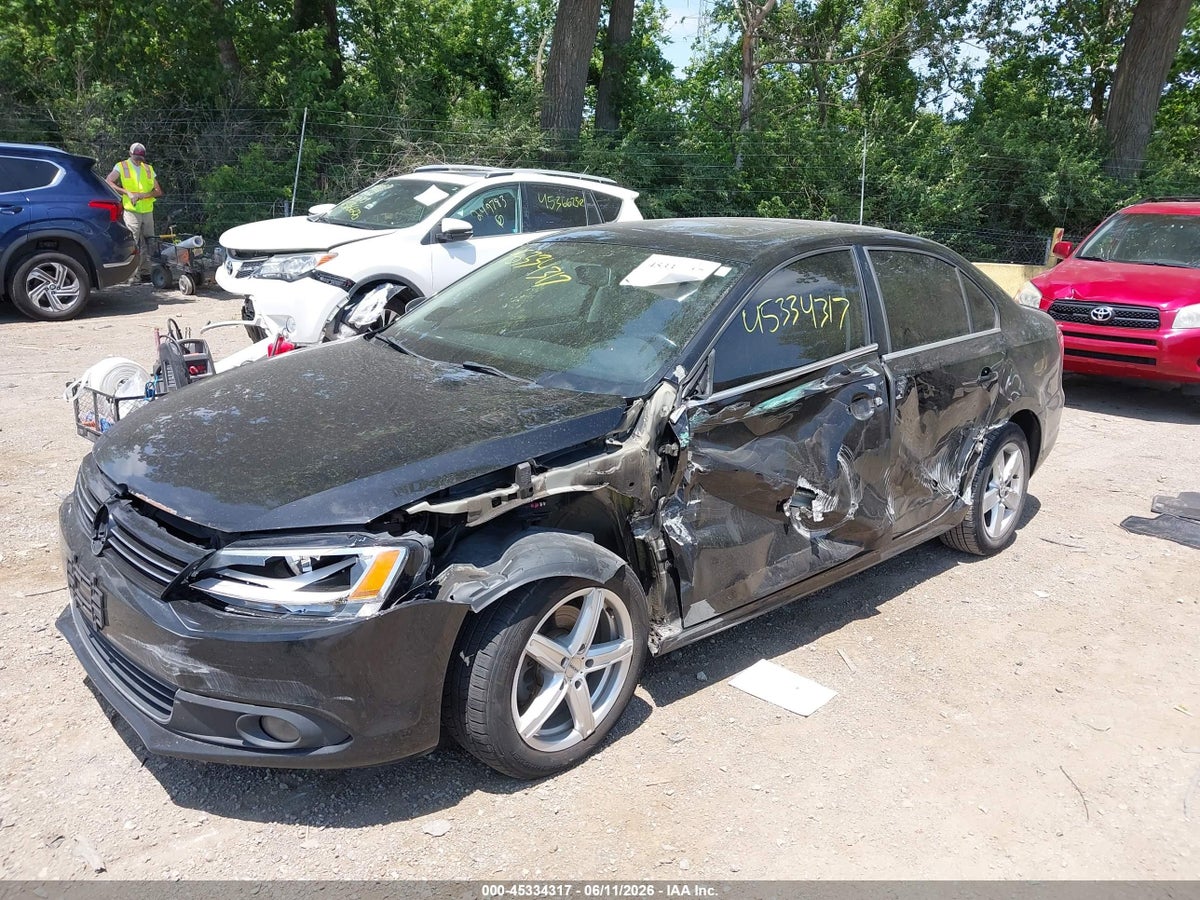 2012 VOLKSWAGEN JETTA 2.0L TDI — снимка 2