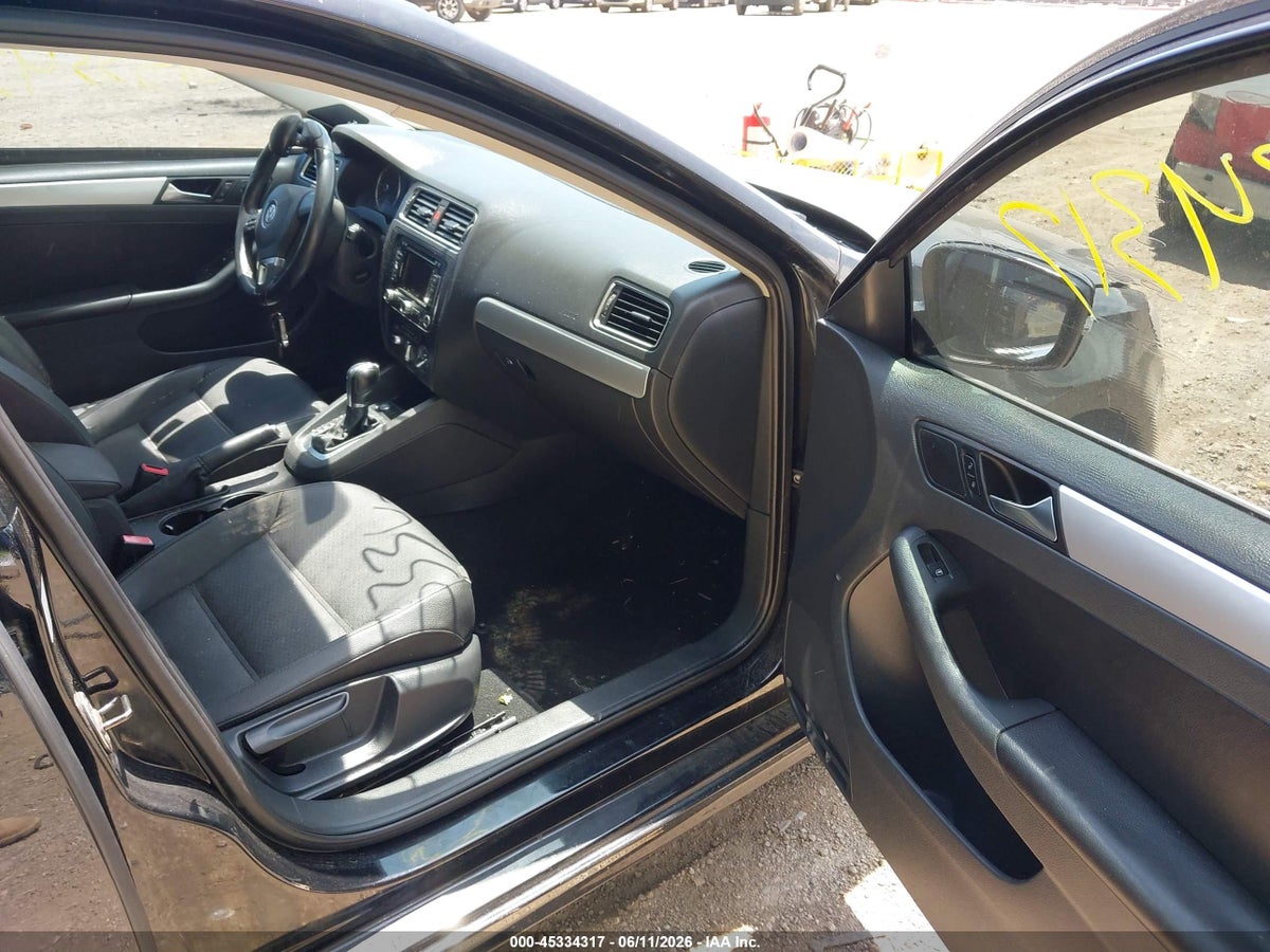 2012 VOLKSWAGEN JETTA 2.0L TDI — снимка 5