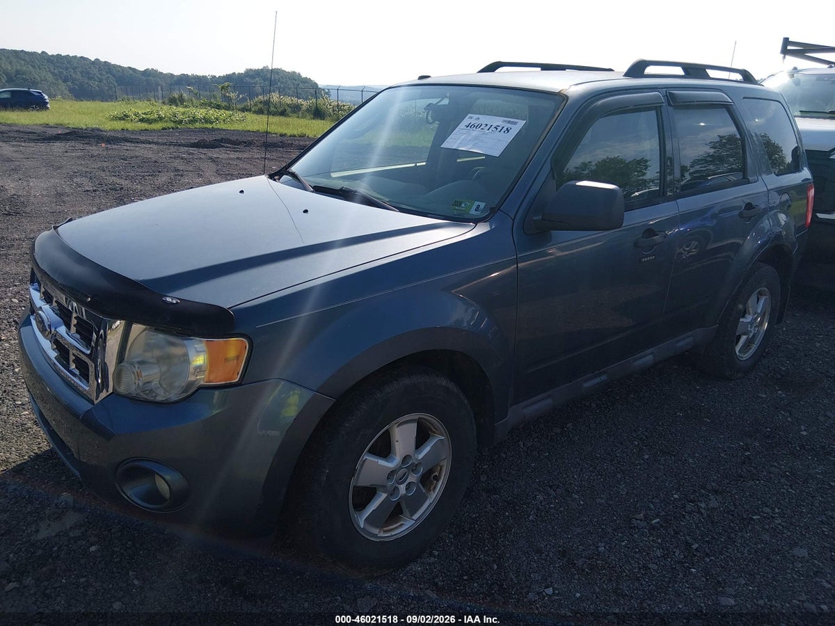 2011 FORD ESCAPE XLT — снимка 2