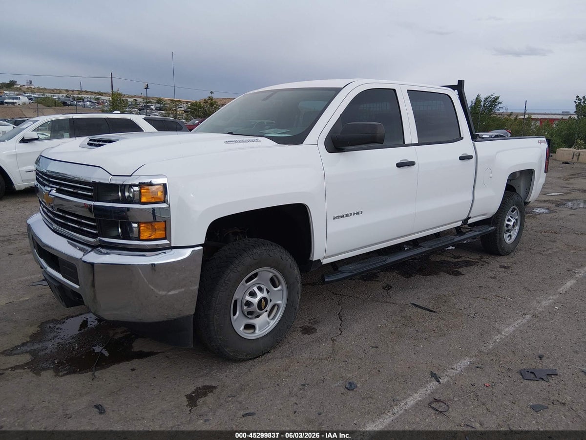 2017 CHEVROLET SILVERADO 2500HD WT — снимка 2