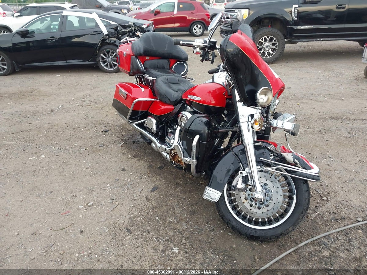 2010 HARLEY-DAVIDSON FLHTK