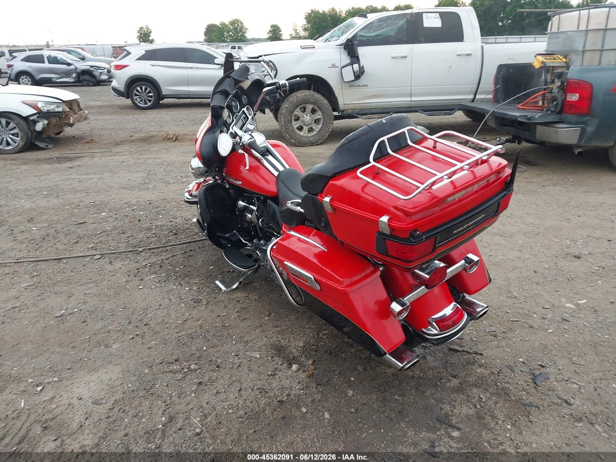 2010 HARLEY-DAVIDSON FLHTK — снимка 3