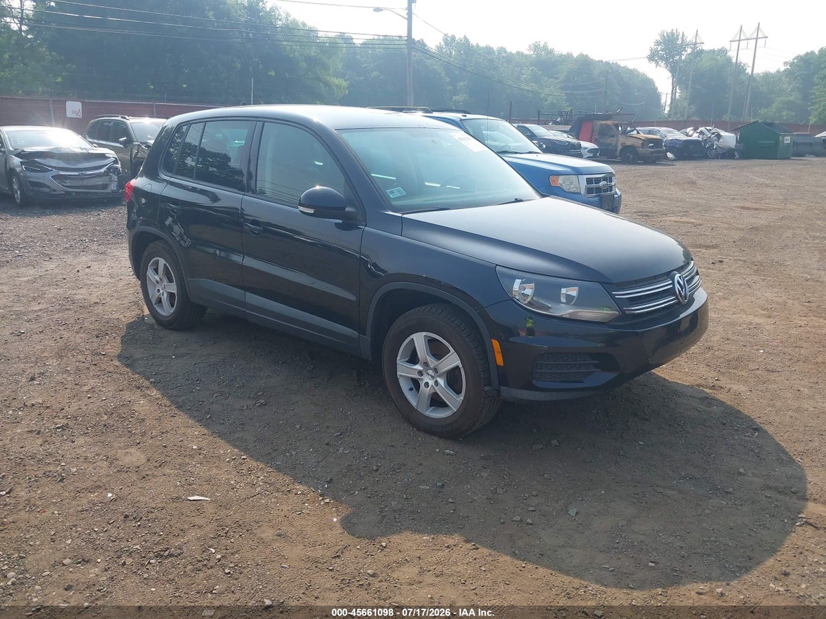 2012 VOLKSWAGEN TIGUAN LE