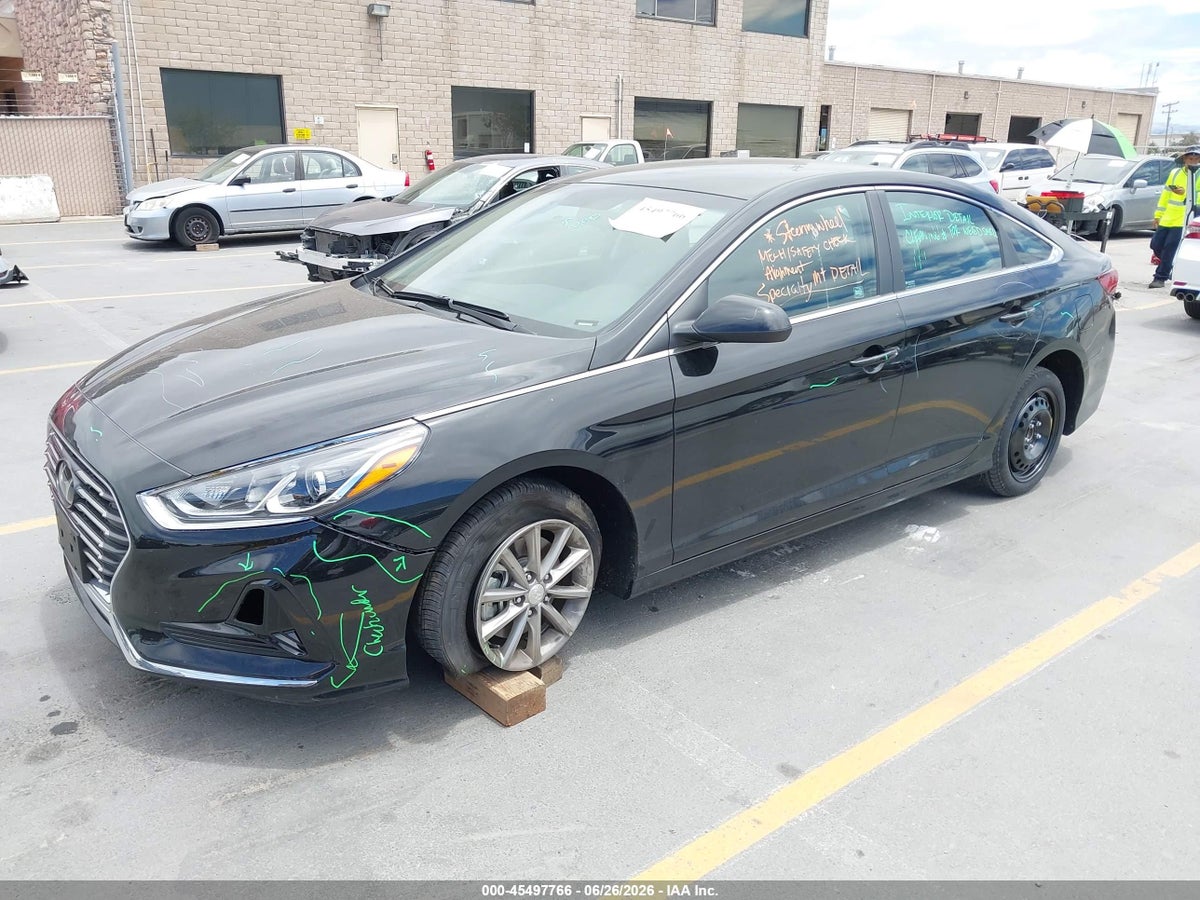 2019 HYUNDAI SONATA SE — снимка 2