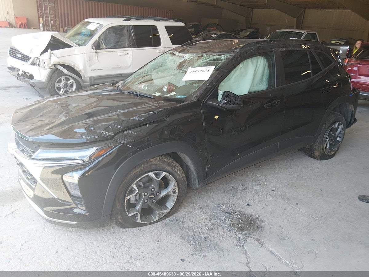 2025 CHEVROLET TRAX FWD LT — снимка 2