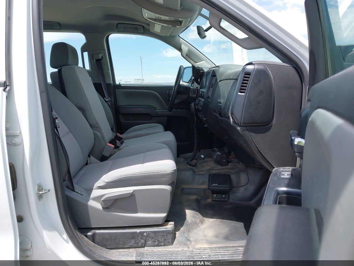 2017 CHEVROLET SILVERADO 2500HD WT — снимка 5