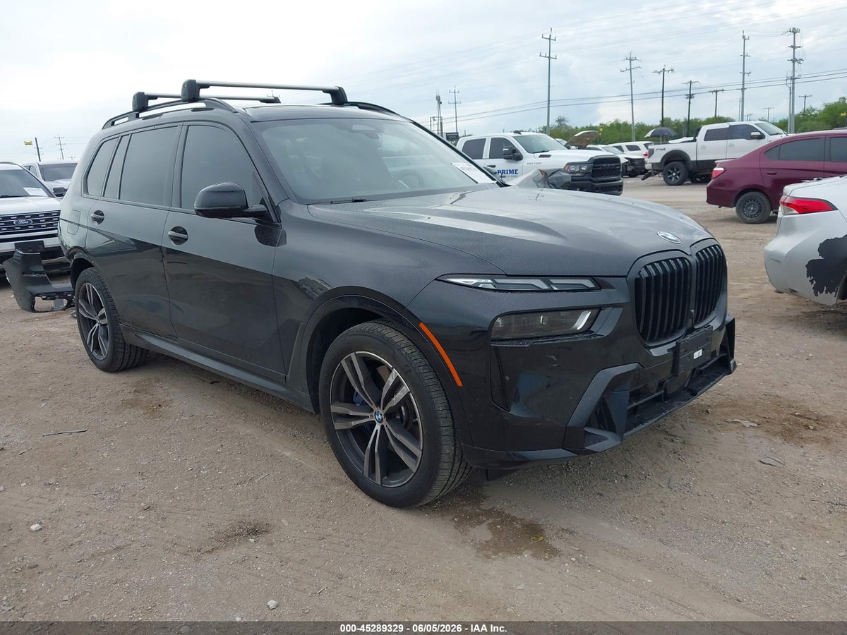 2025 BMW X7 XDRIVE40I