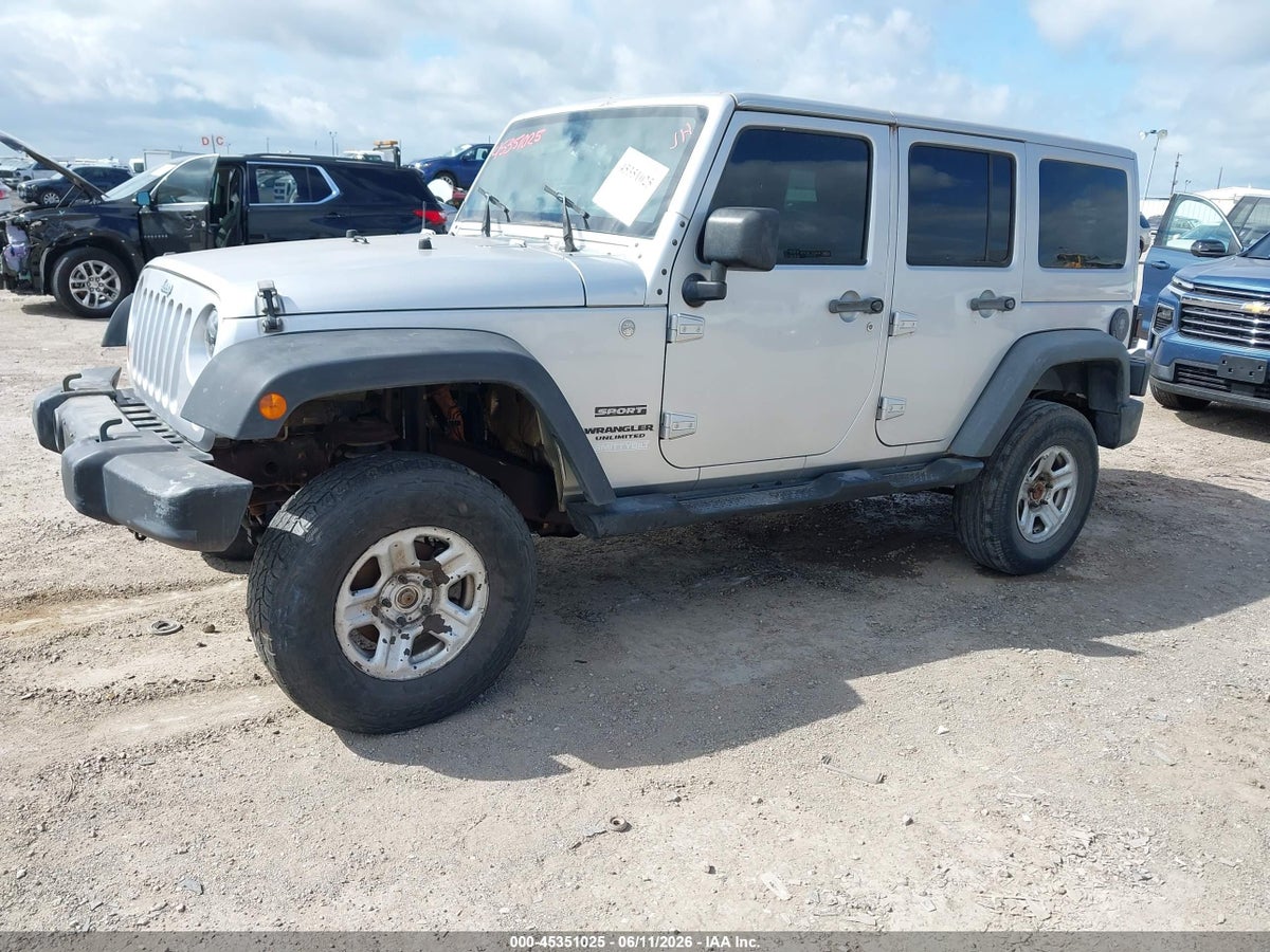 2010 JEEP WRANGLER UNLIMITED SPORT — снимка 2