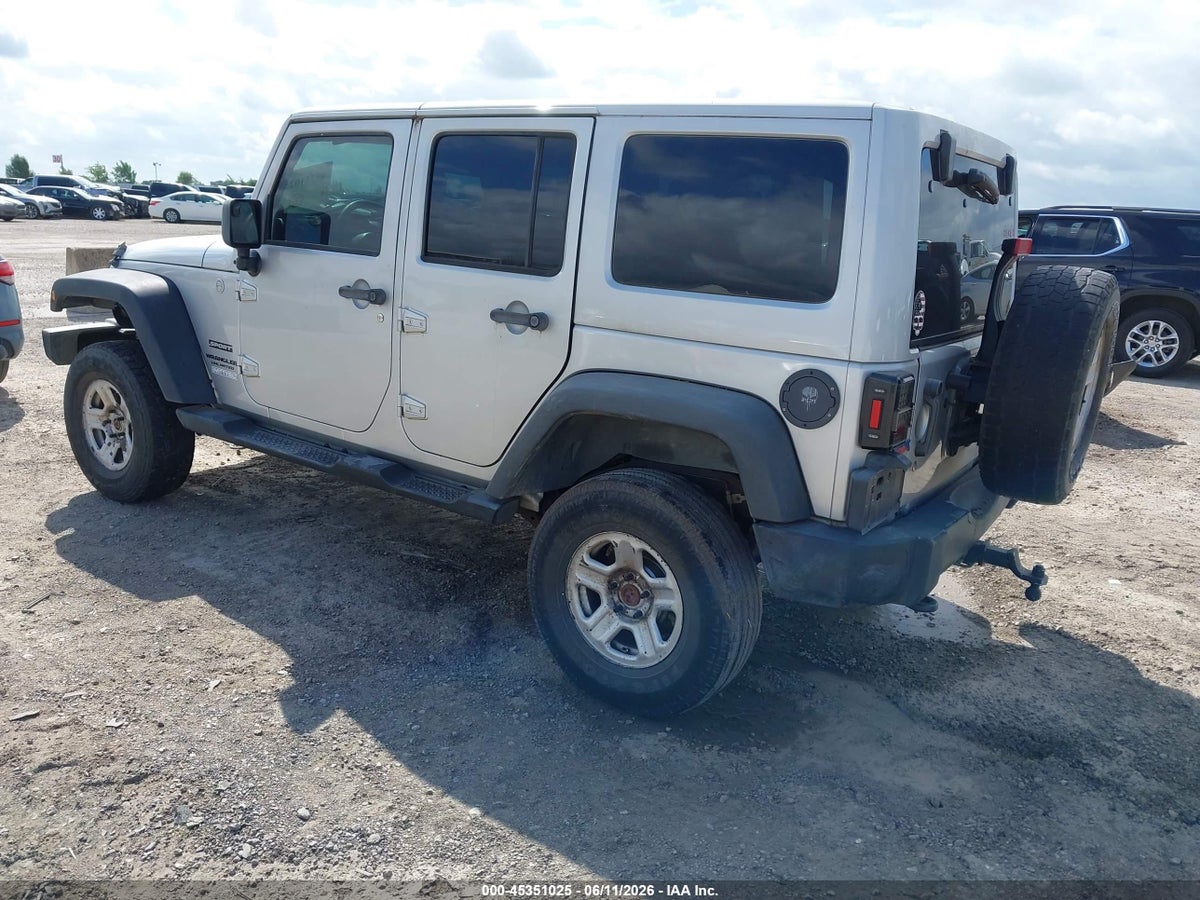 2010 JEEP WRANGLER UNLIMITED SPORT — снимка 3