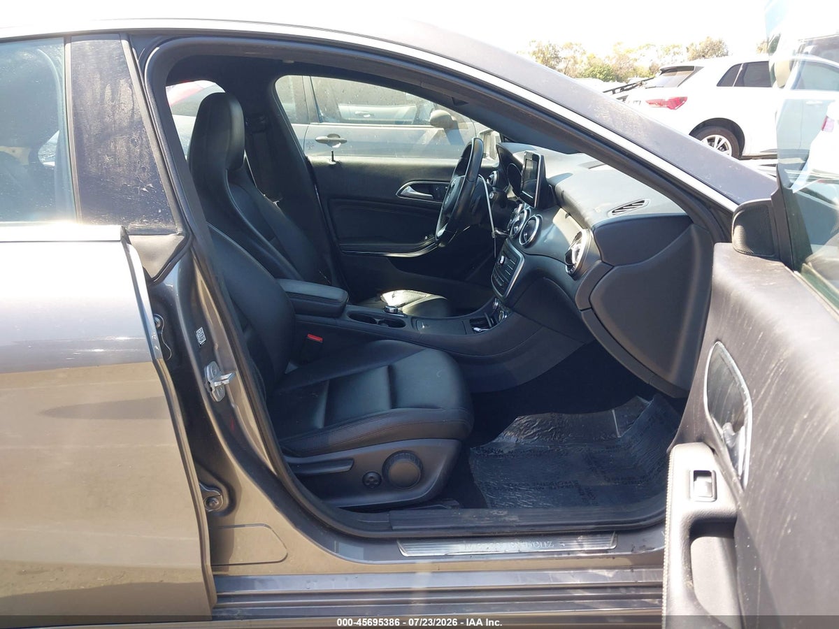 2015 MERCEDES-BENZ CLA 250 — снимка 5