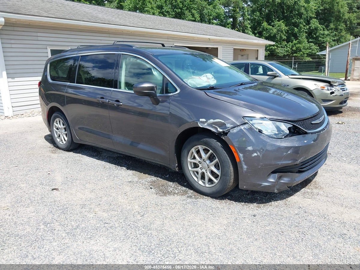 2020 CHRYSLER VOYAGER LXI