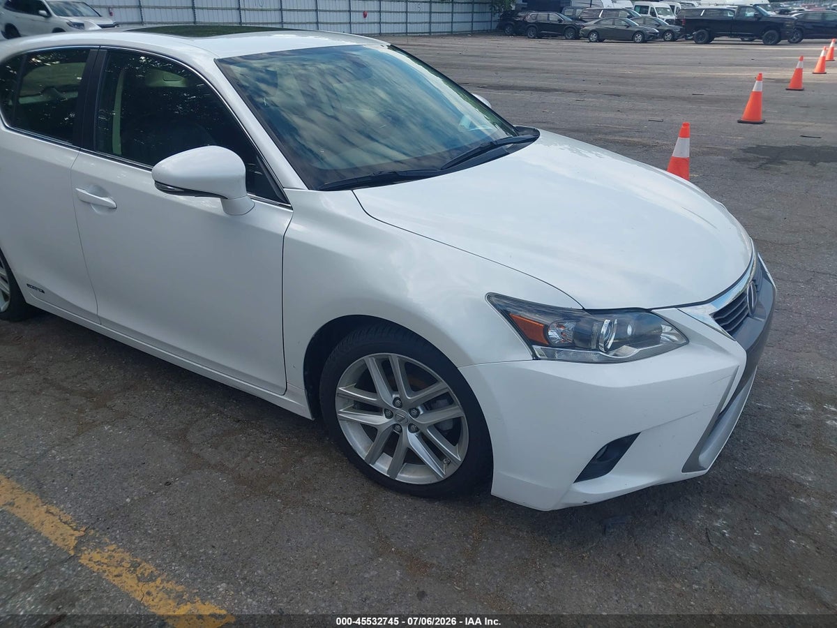 2015 LEXUS CT 200H