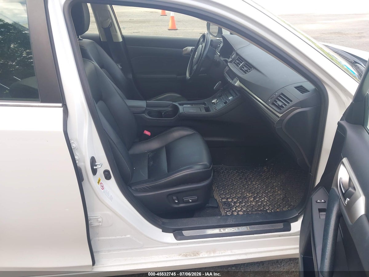 2015 LEXUS CT 200H — снимка 5