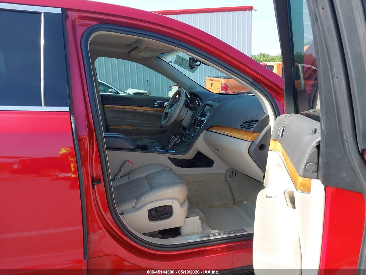 2010 LINCOLN MKT — снимка 5