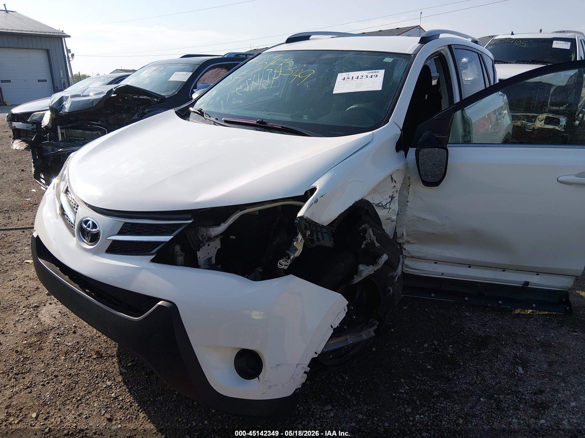 2014 TOYOTA RAV4 LE — снимка 2