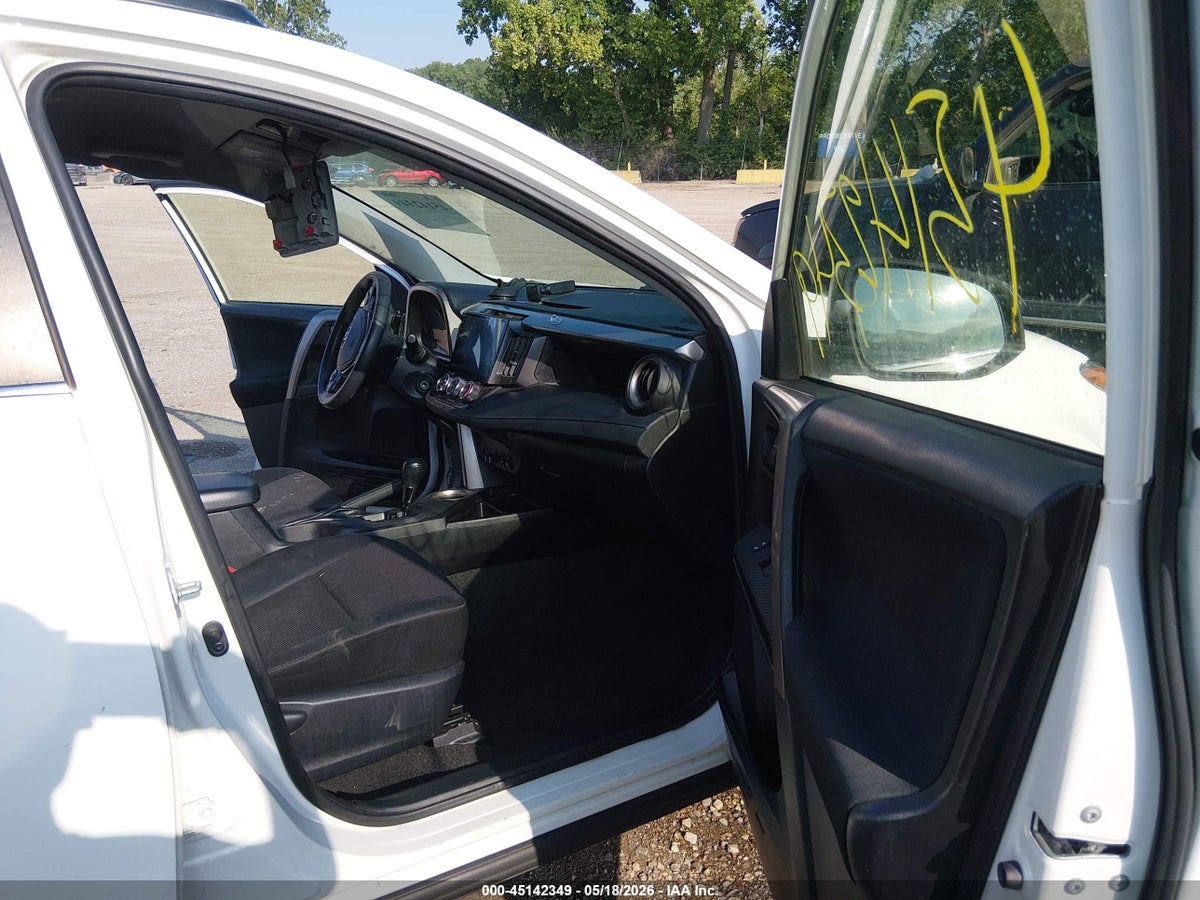 2014 TOYOTA RAV4 LE — снимка 5