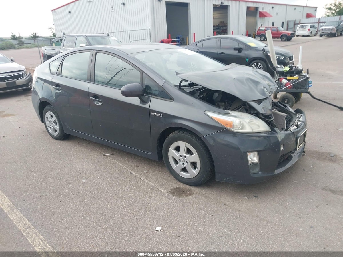 2010 TOYOTA PRIUS III