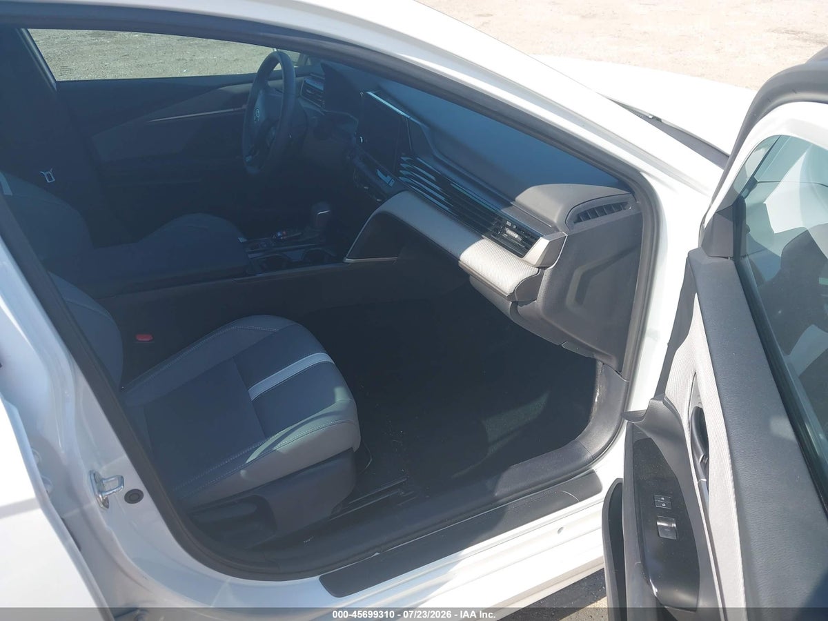 2025 TOYOTA CAMRY SE — снимка 5
