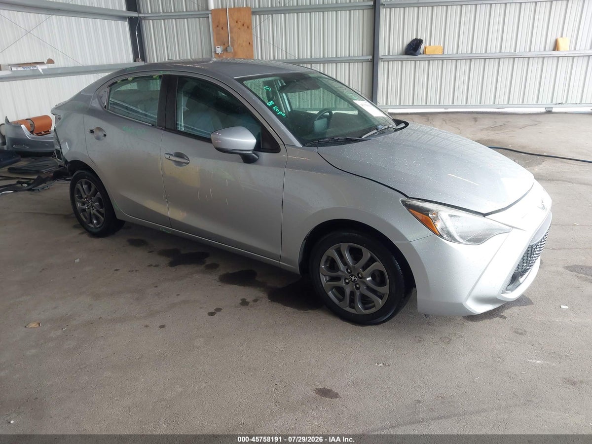 2020 TOYOTA YARIS LE