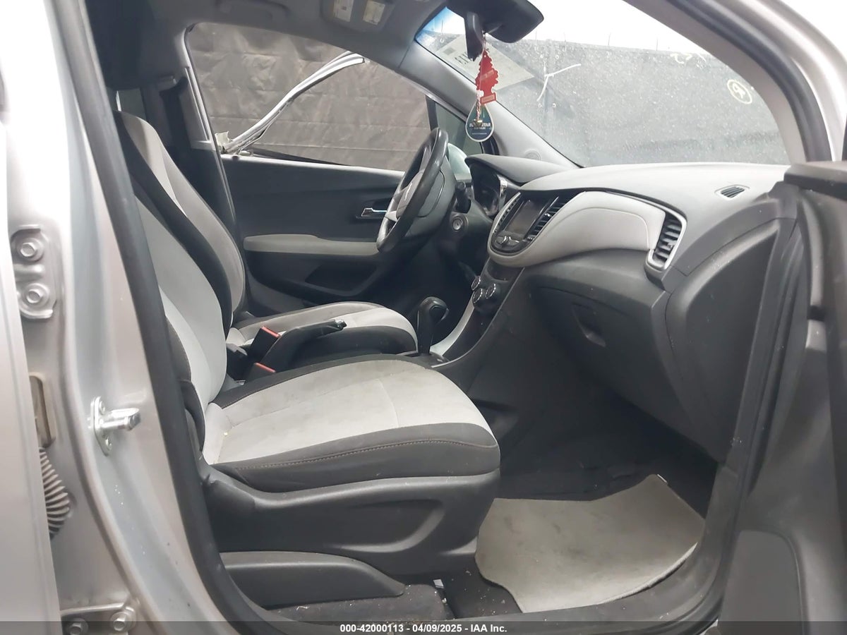 2019 CHEVROLET TRAX LS — снимка 5