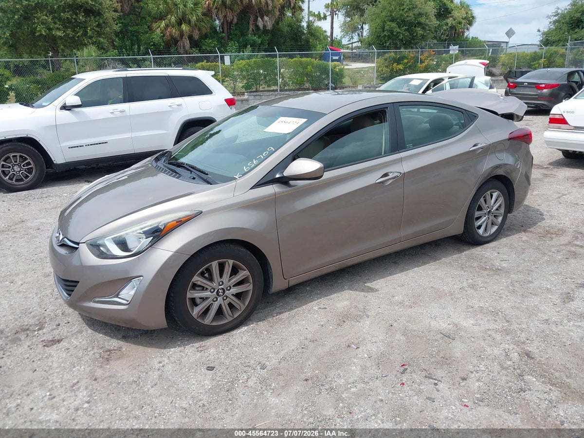 2016 HYUNDAI ELANTRA SE — снимка 2