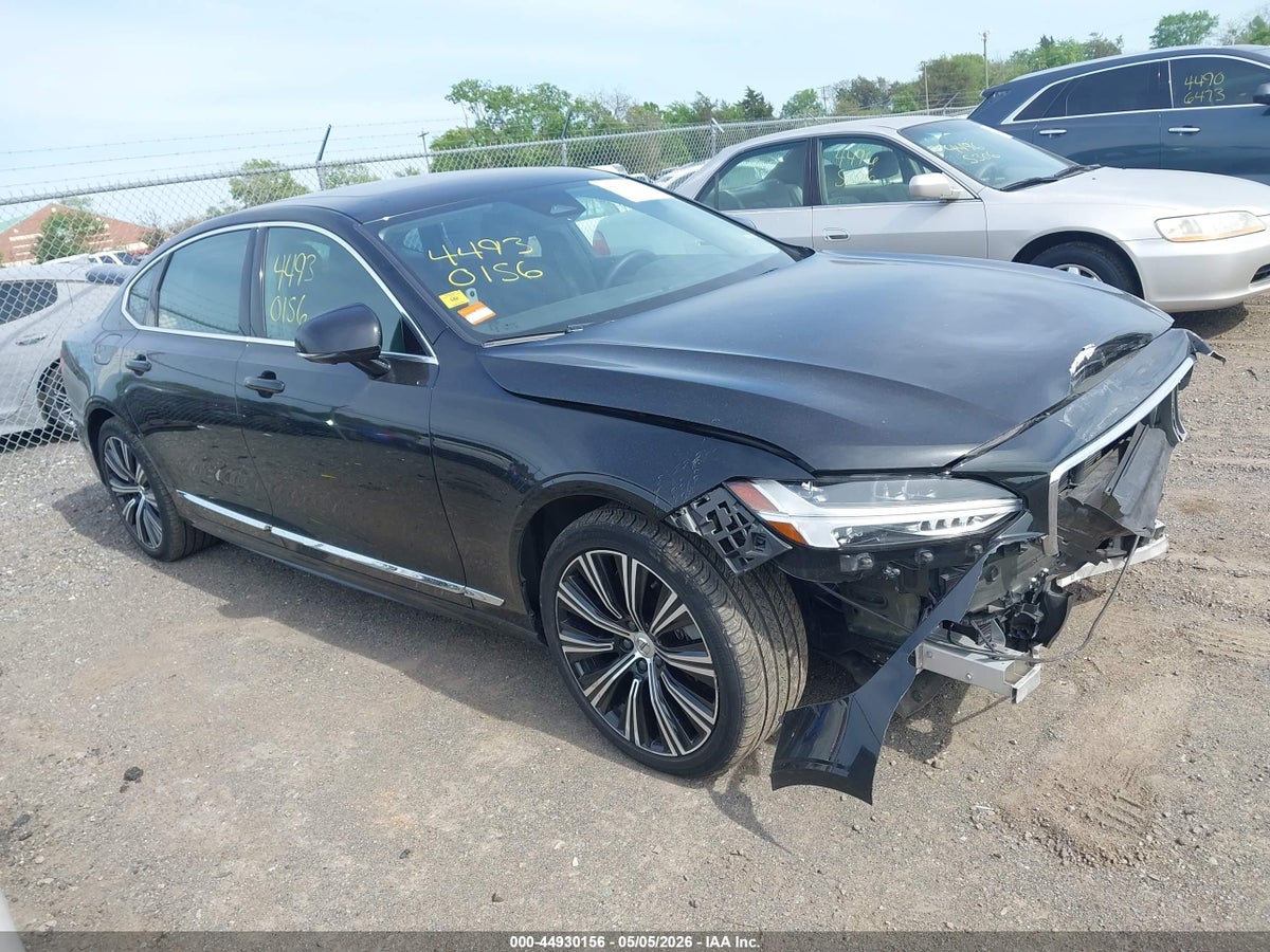 2024 VOLVO S90 B6 PLUS