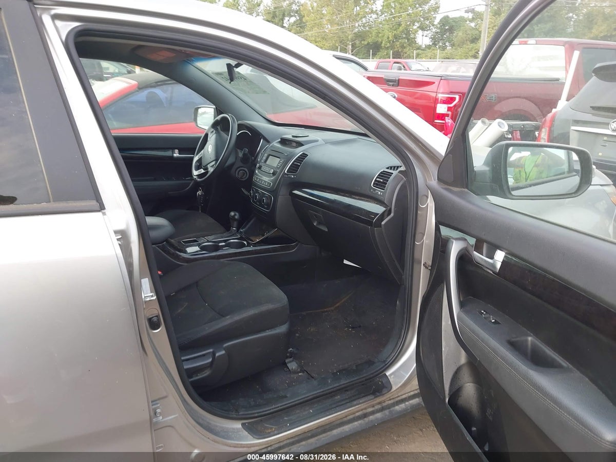 2014 KIA SORENTO LX — снимка 5