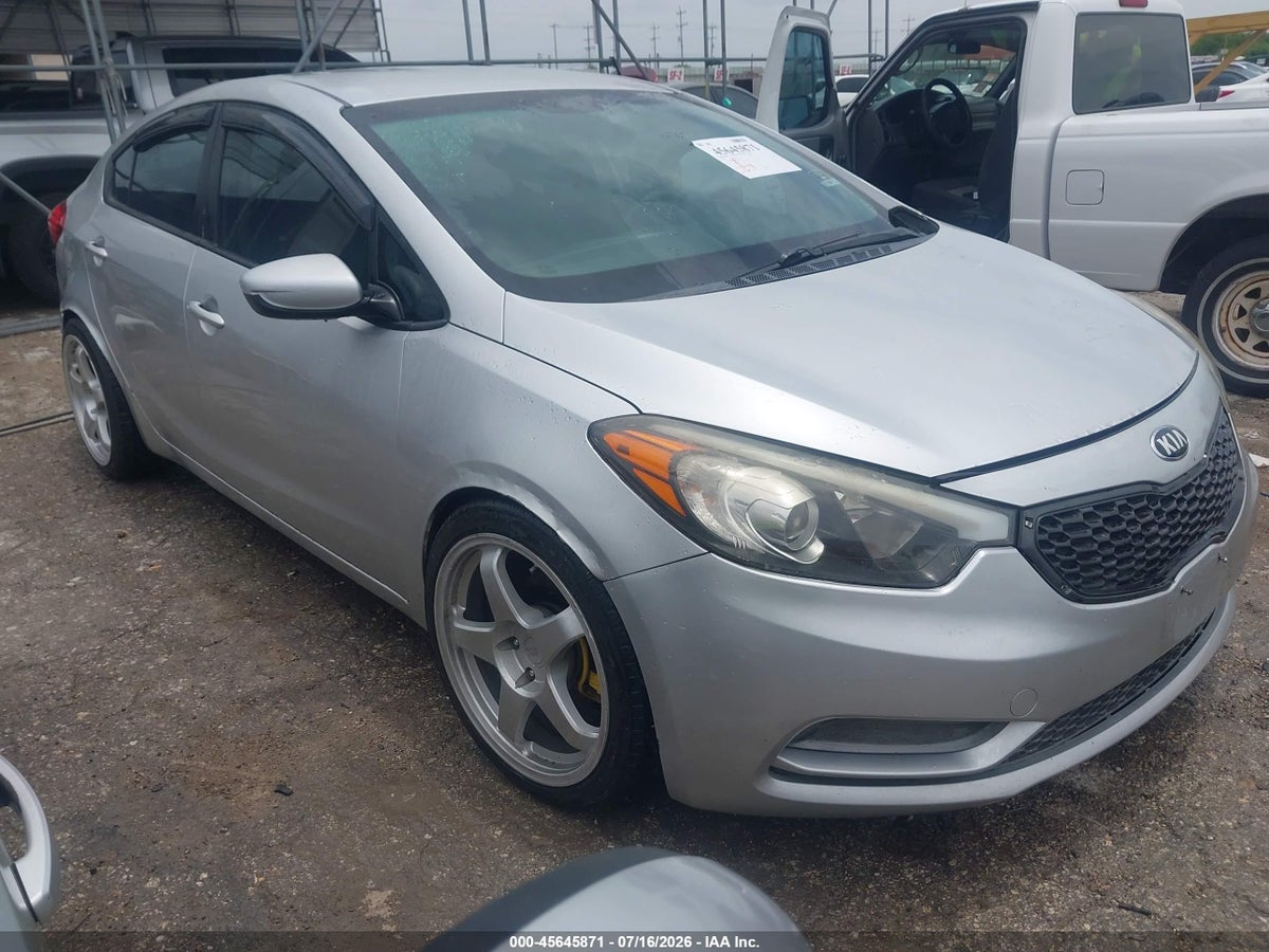 2015 KIA FORTE LX