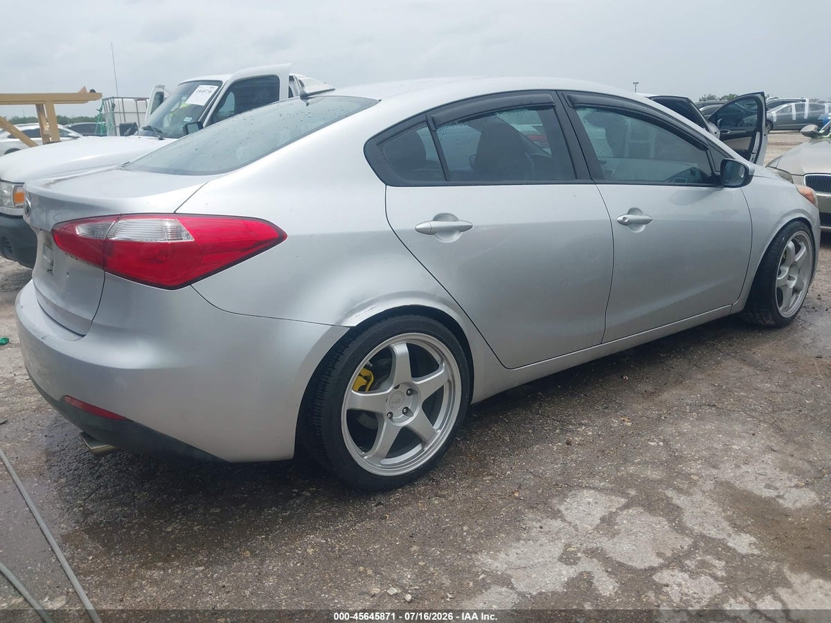 2015 KIA FORTE LX — снимка 4