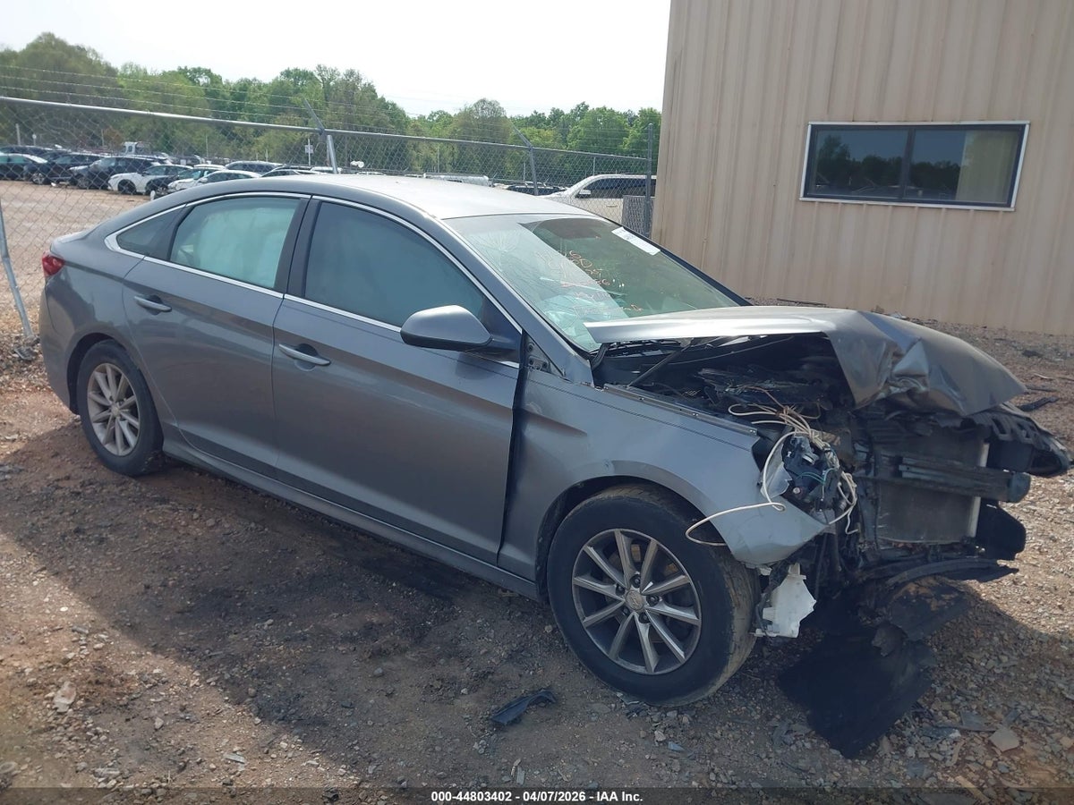 2019 HYUNDAI SONATA SE