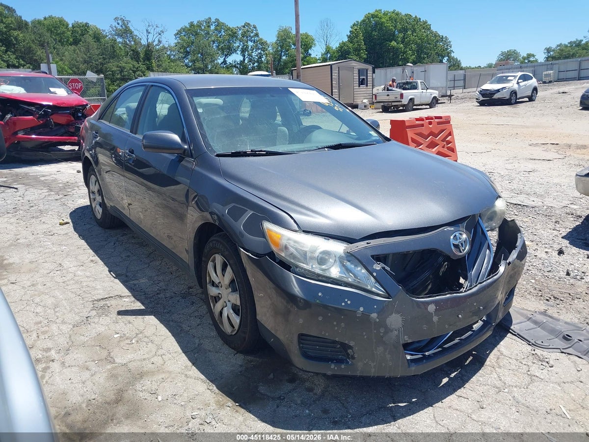 2011 TOYOTA CAMRY LE