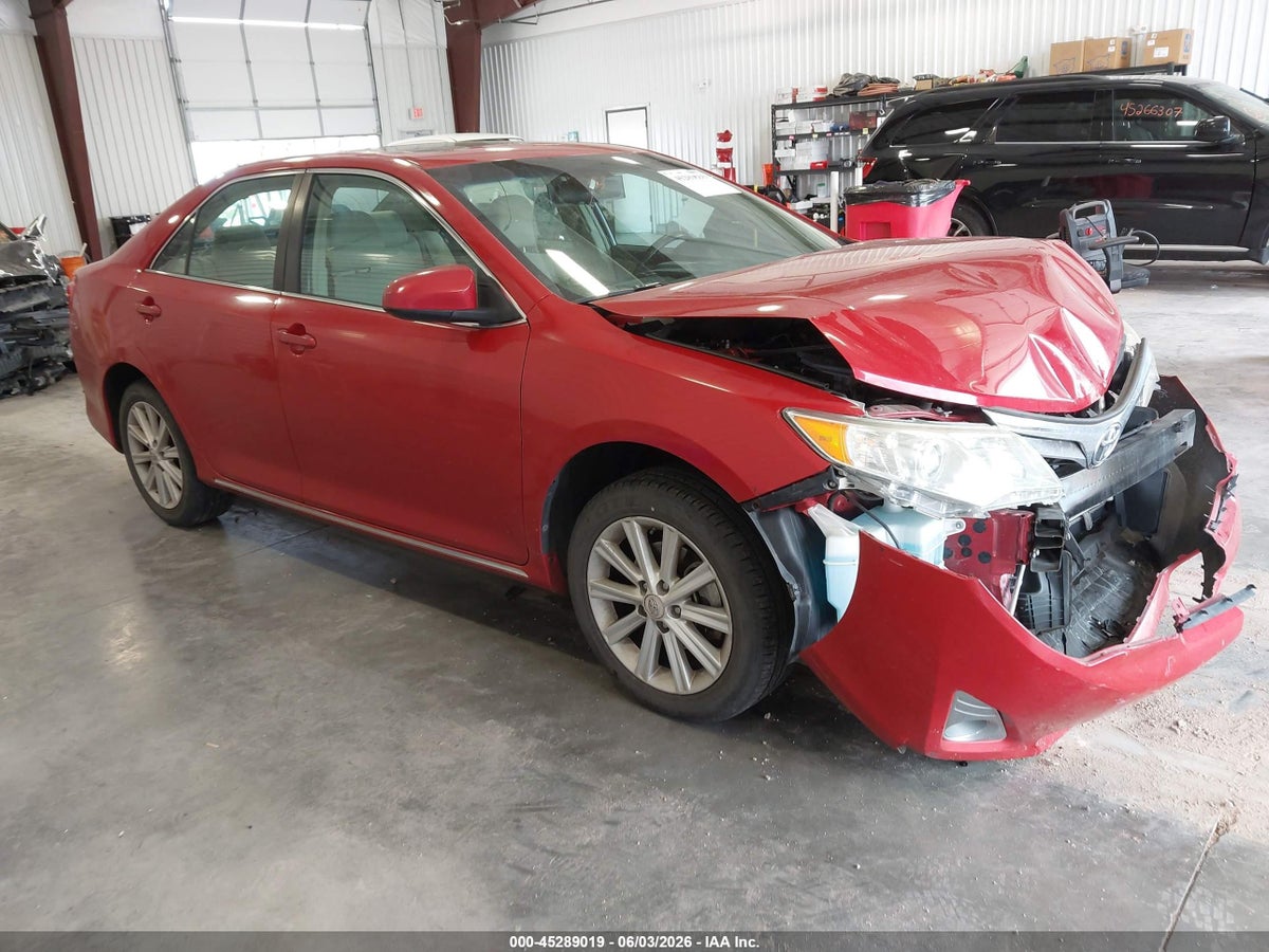 2012 TOYOTA CAMRY XLE