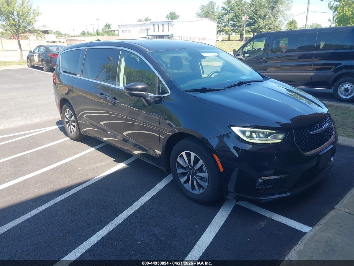 2023 CHRYSLER PACIFICA HYBRID TOURING L