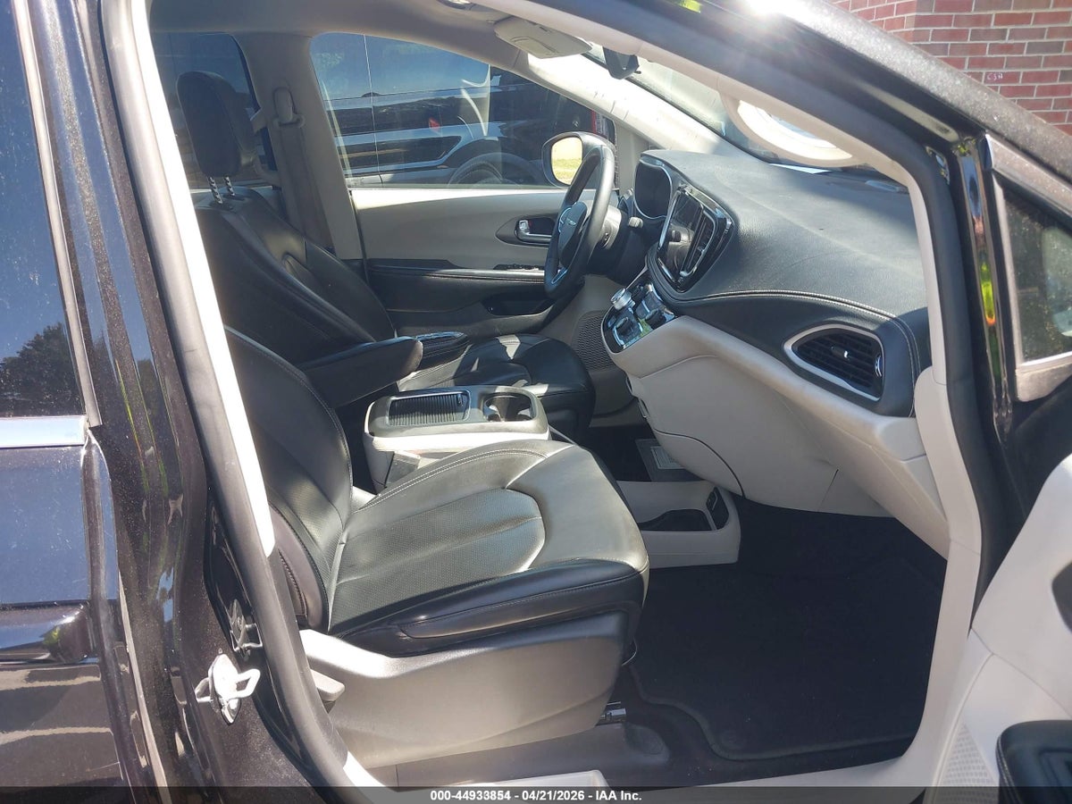 2023 CHRYSLER PACIFICA HYBRID TOURING L — снимка 5
