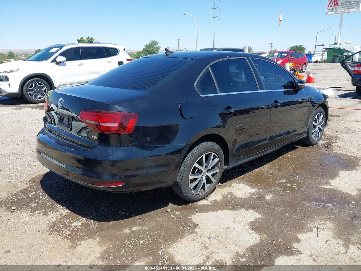 2017 VOLKSWAGEN JETTA 1.4T SE — снимка 4
