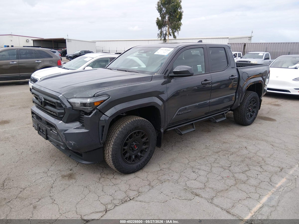 2026 TOYOTA TACOMA SR5 — снимка 2