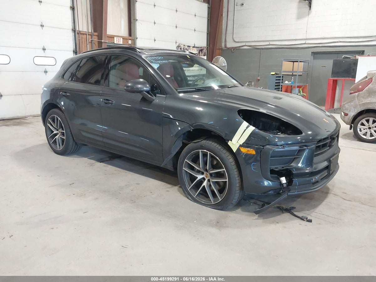 2026 PORSCHE MACAN T