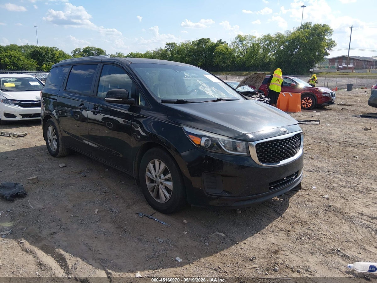 2018 KIA SEDONA LX