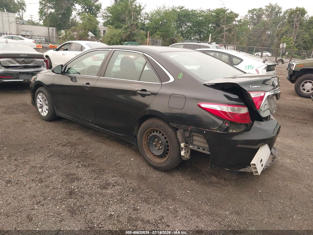 2015 TOYOTA CAMRY HYBRID LE — снимка 3