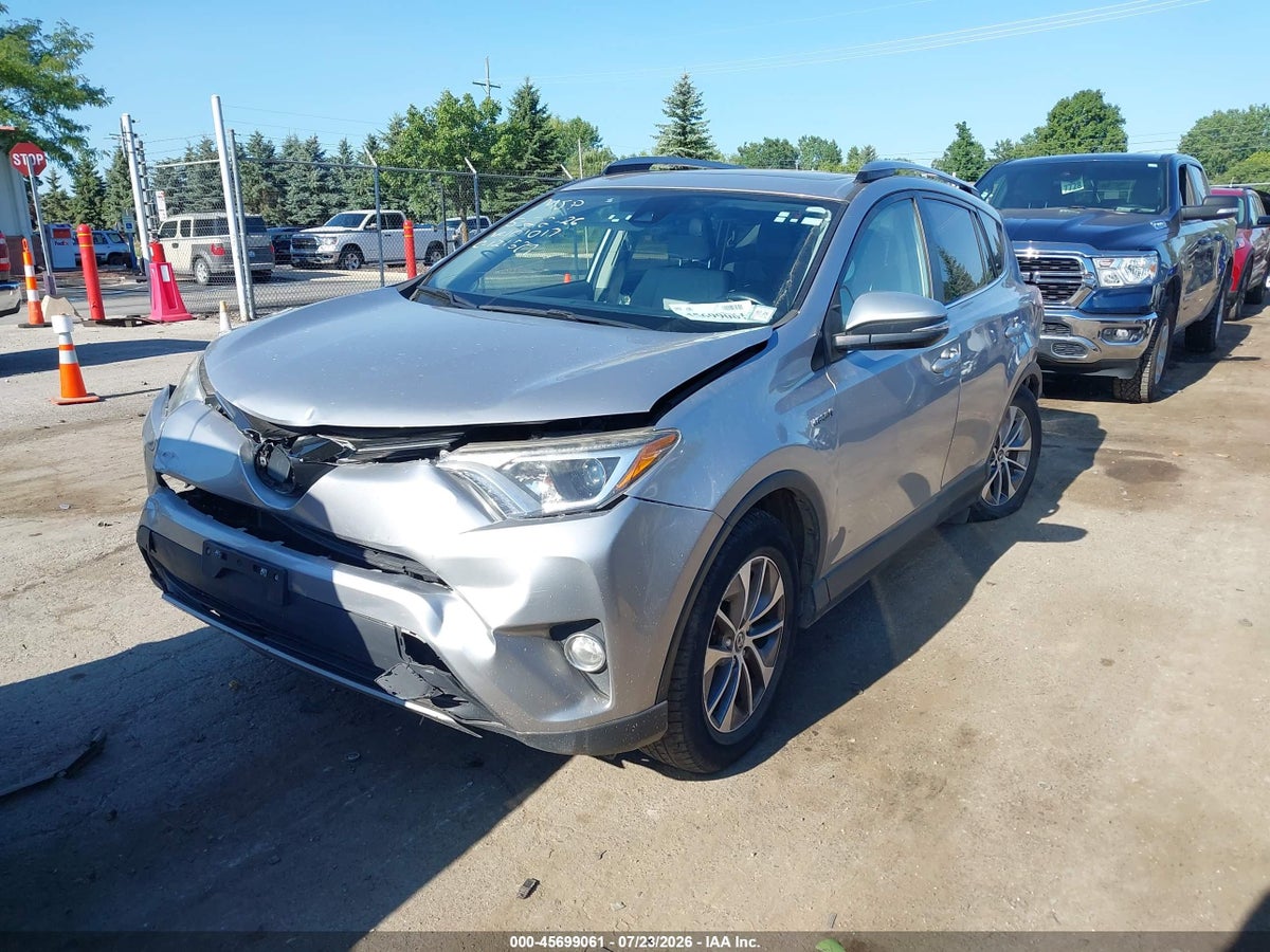2017 TOYOTA RAV4 HYBRID XLE — снимка 2