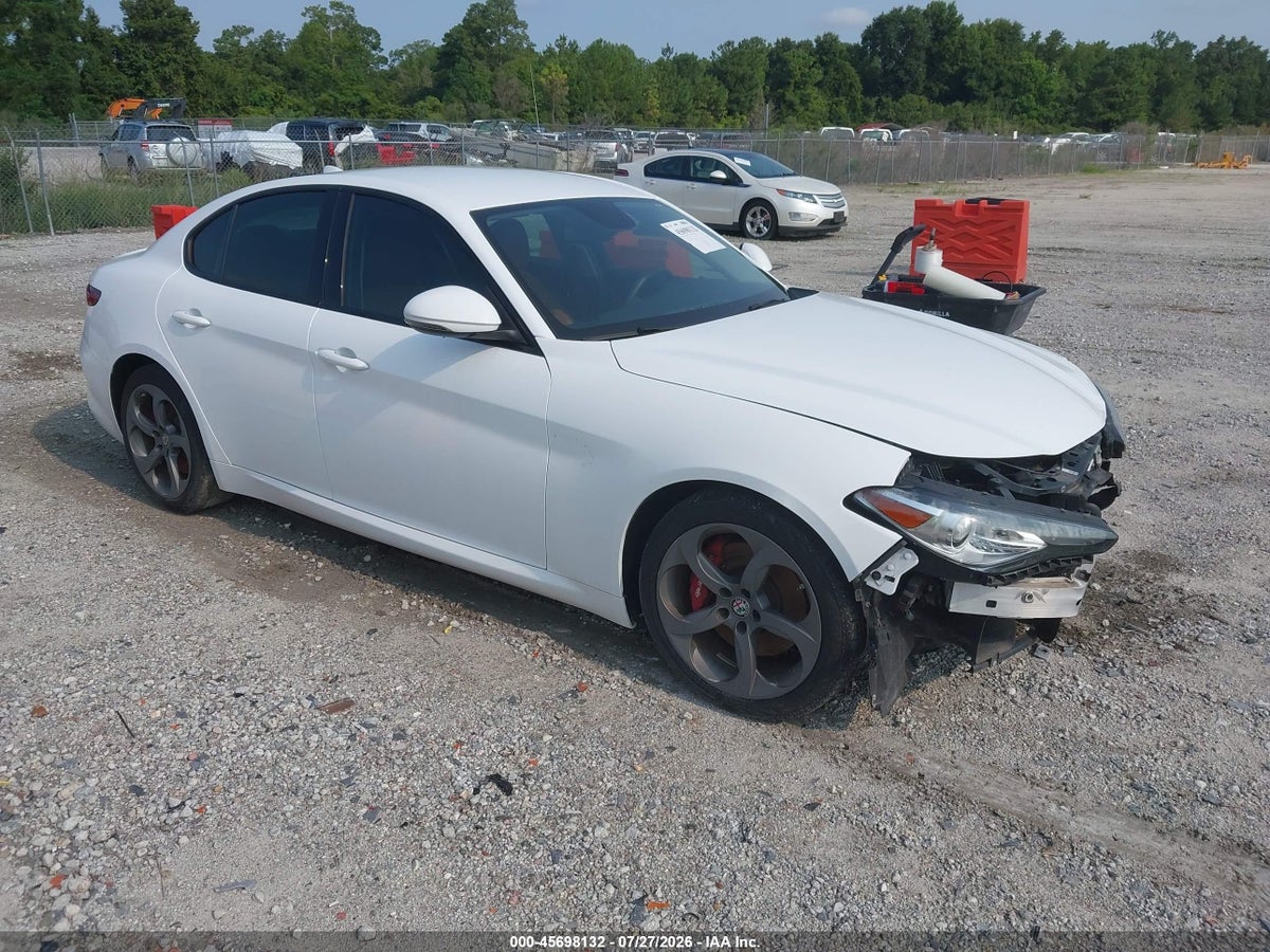 2018 ALFA ROMEO GIULIA RWD