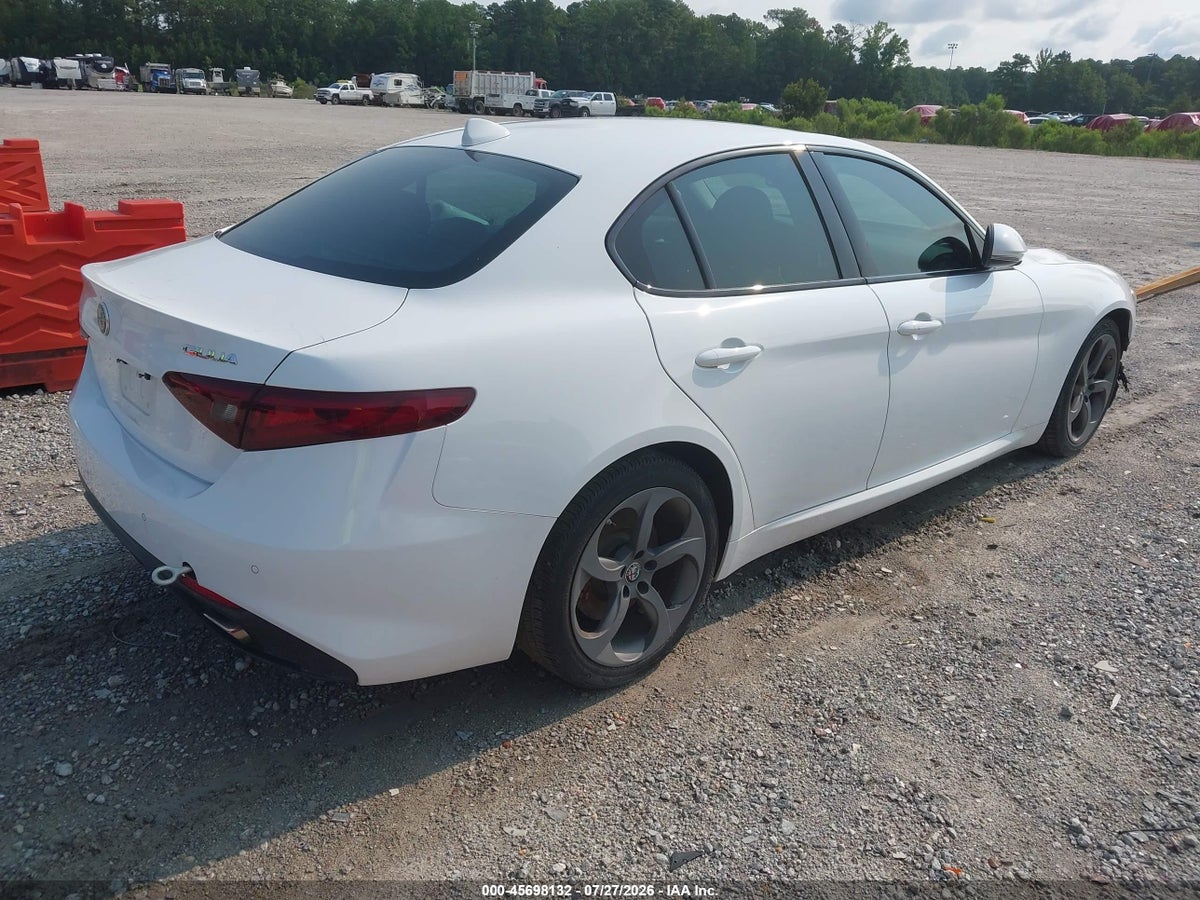2018 ALFA ROMEO GIULIA RWD — снимка 4