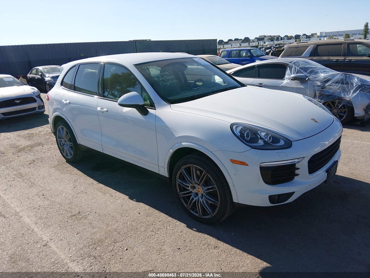 2017 PORSCHE CAYENNE PLATINUM EDITION