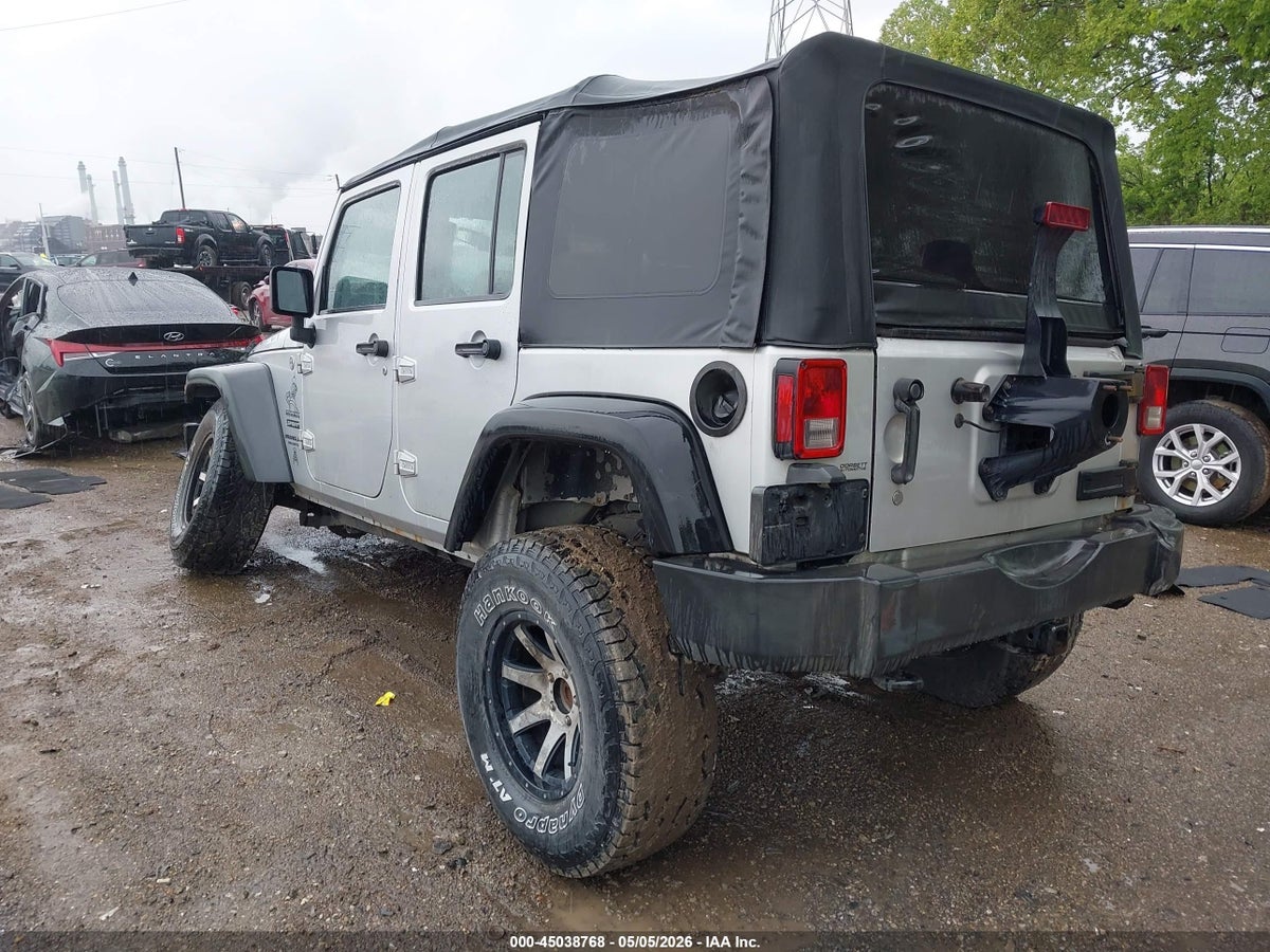 2010 JEEP WRANGLER UNLIMITED SPORT — снимка 3