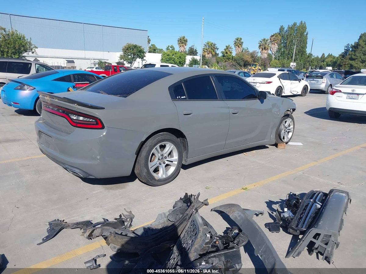 2017 DODGE CHARGER SE RWD — снимка 4