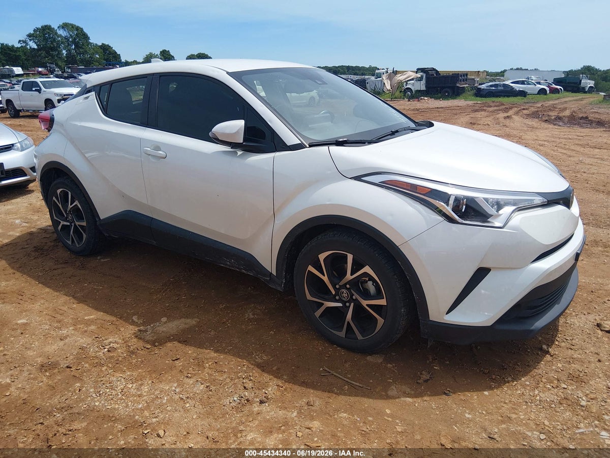 2019 TOYOTA C-HR XLE