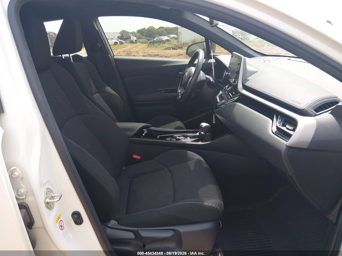2019 TOYOTA C-HR XLE — снимка 5