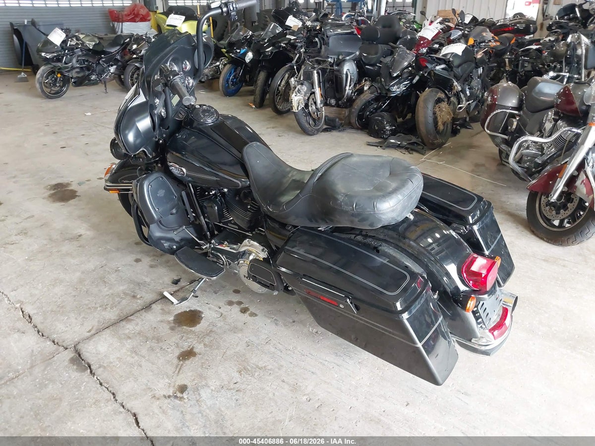 2013 HARLEY-DAVIDSON FLHTCU ULTRA CLASSIC ELECTRA GLD — снимка 3